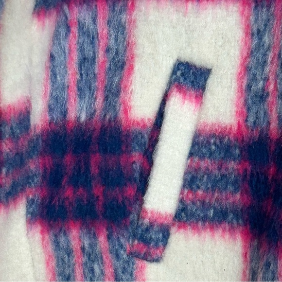 Madden NYC Women’s Plaid Shacket Jacket Size L White Blue Pink Button Front Warm - Picture 6 of 12
